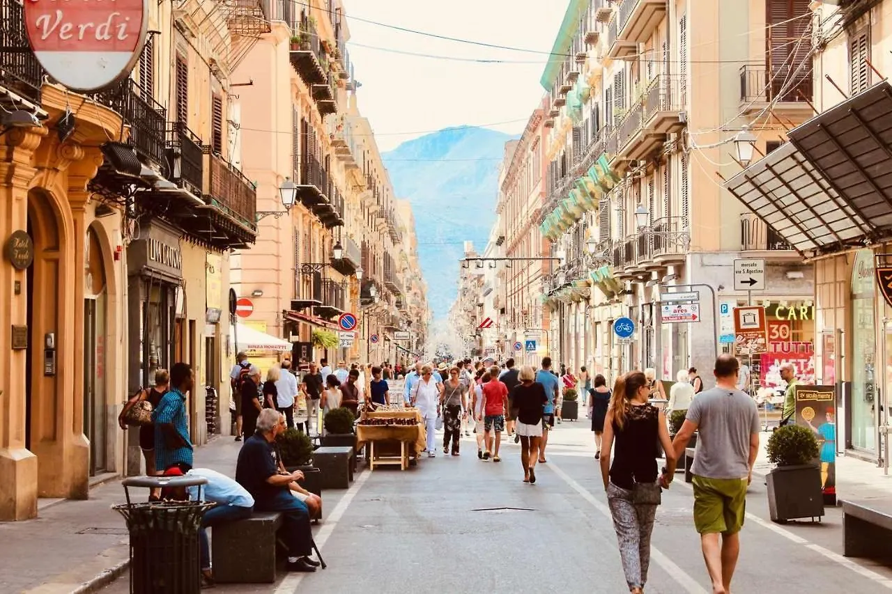 Апартаменты Spina Home Palermo Centro Storico Италия
